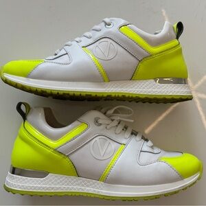 Valentino by Mario Valentino Iris Sneakers US 7.5